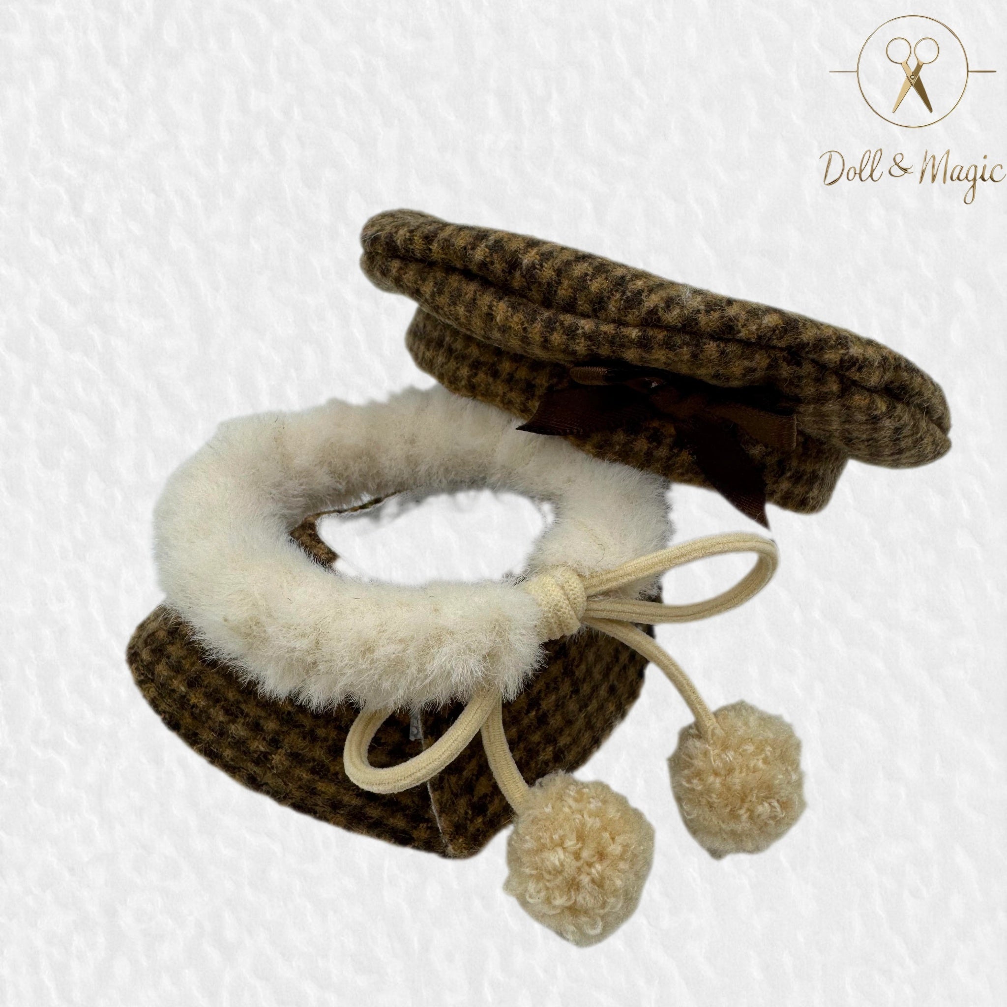 （No Doll)Cute Clothes Set for 17cm Doll – Chic Style Doll Outfit with Beret, Shawl, and Neck scarf – Kawaii Doll Clothes Accessories for Collectors & Fans