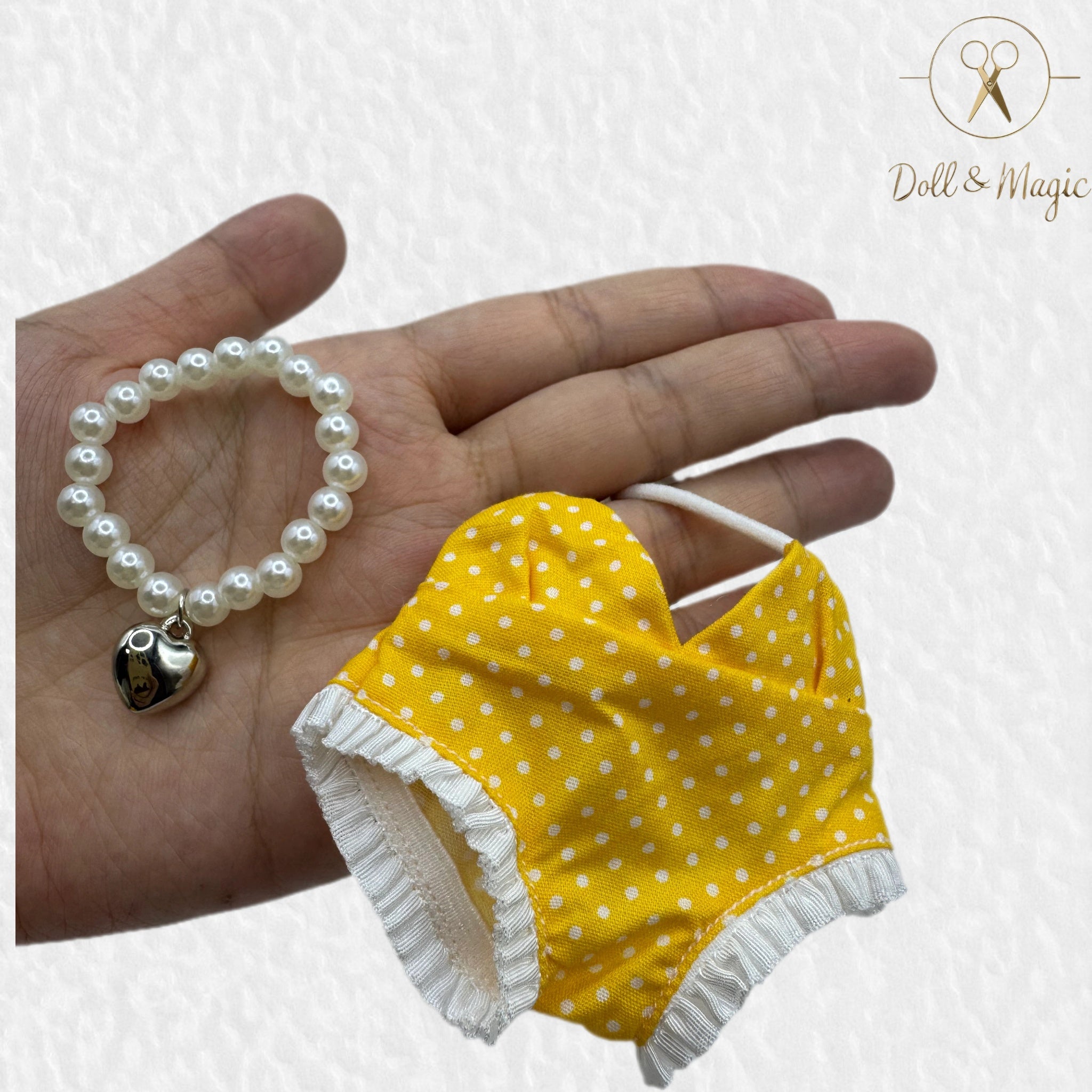 （No Doll)Cute Clothes Set for 17cm Doll – Chic Style Doll Outfit with Hat, Necklace, and Bikini – Kawaii Doll Clothes Accessories for Collectors & Fans