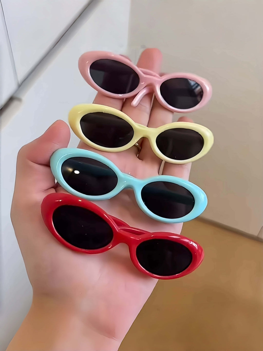 Y2K Retro Oval Cat-Eye Doll Shades | Trendy Sunglasses for 20cm Cotton Dolls